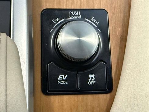 Certified 2022 Lexus RX 450h AWD w/ Premium Package image 23