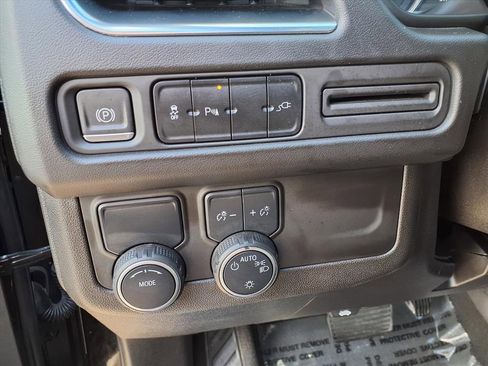 Used 2021 Chevrolet Tahoe RST image 9