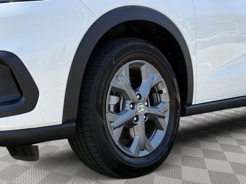 Certified 2027 Honda HR-V LX image 8