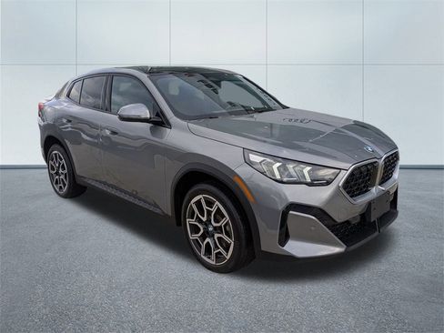 Certified 2024 BMW X2 xDrive28i w/ Convenience Package image 2