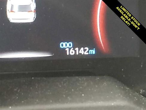 Used 2025 Toyota RAV4 LE FWD image 9