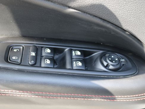 Used 2017 Jeep Compass Trailhawk w/ Leather Interior Group image 15