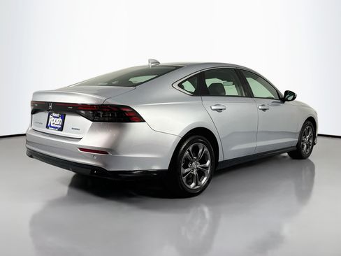 Used 2026 Honda Accord EX-L image 5