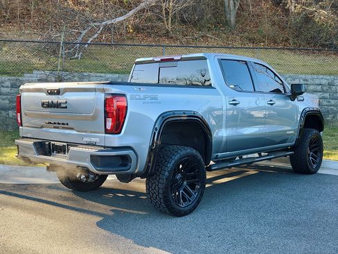 Used 2023 GMC Sierra 1500 Elevation w/ Preferred Package image 2