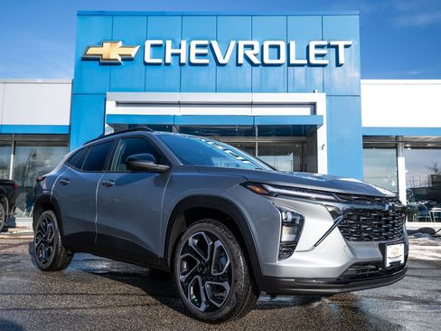 New 2025 Chevrolet Trax RS w/ Driver Confidence Package image 1