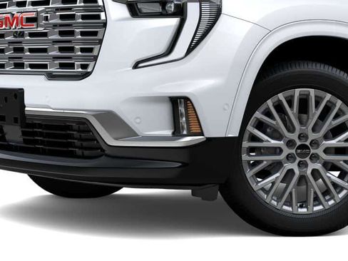 New 2026 GMC Acadia Denali w/ Super Cruise Package image 7