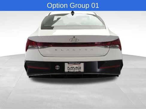 Used 2025 Hyundai Elantra SEL FWD image 6