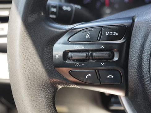 Used 2020 Kia Rio S FWD image 29