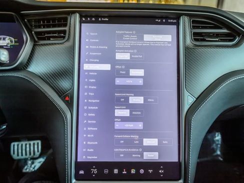 Used 2021 Tesla Model S Performance image 21