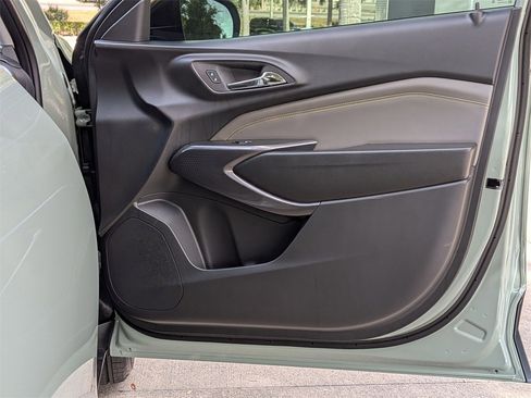 New 2026 Chevrolet Trax ACTIV w/ Sunroof Package image 19