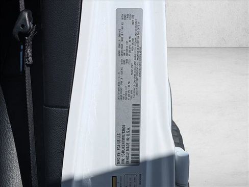 Used 2021 Jeep Wrangler Unlimited Sahara image 25