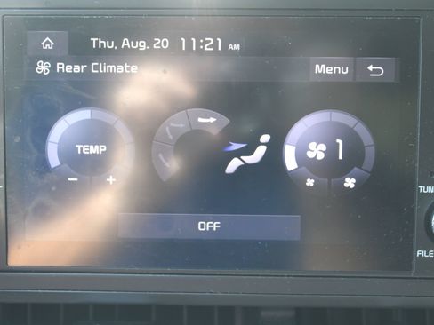 Certified 2024 Kia Carnival LX FWD image 49