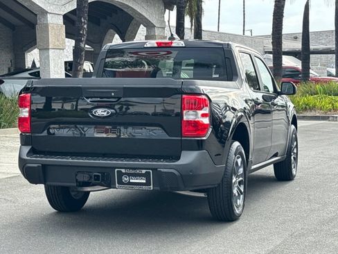Certified 2025 Ford Maverick XLT w/ 4K Tow Package AWD/4WD image 12