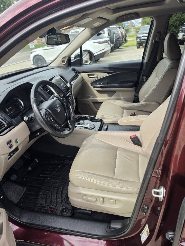 Used 2017 Honda Pilot Touring image 13