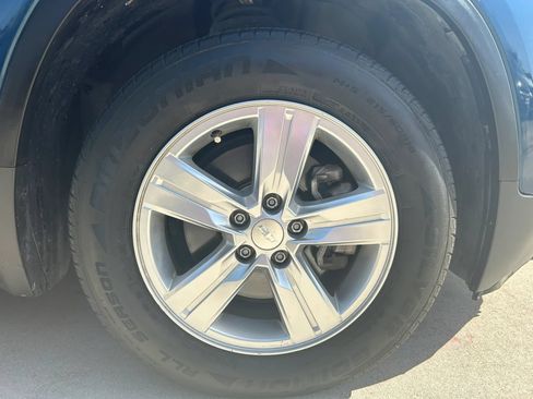 Used 2019 Chevrolet Trax LT w/ LPO, Cargo Package FWD image 26
