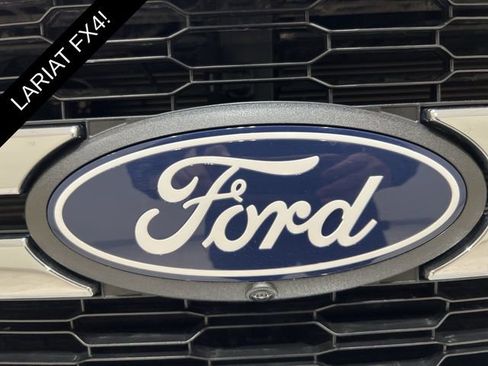 Certified 2025 Ford F150 Lariat w/ Equipment Group 501A Mid image 28