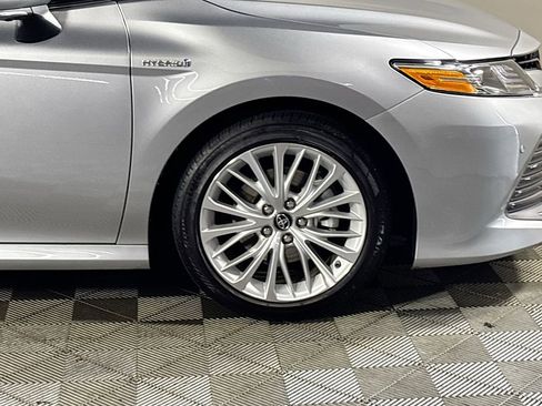 Used 2018 Toyota Camry XLE w/ Audio Package FWD image 23