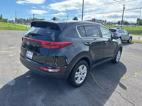 Used 2017 Kia Sportage LX AWD/4WD image 8