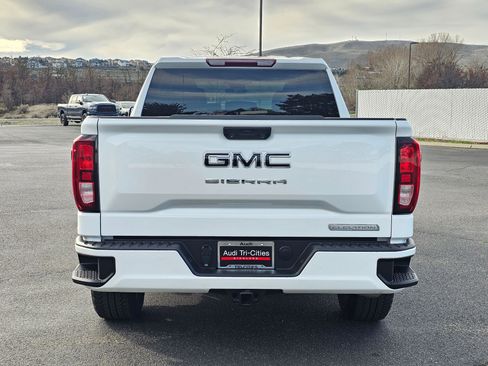 Used 2024 GMC Sierra 1500 Elevation w/ LPO, Elevation Black Package image 5