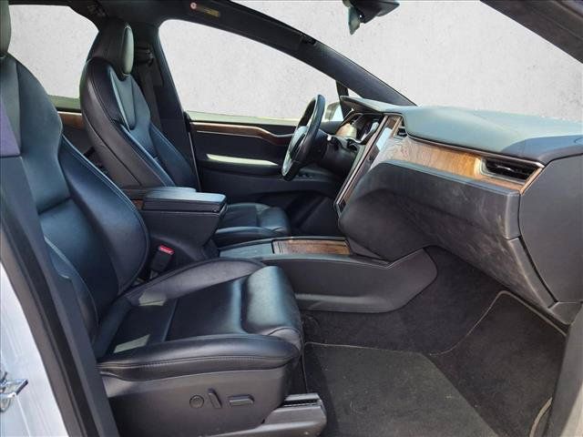Used 2020 Tesla Model X Long Range AWD/4WD image 19