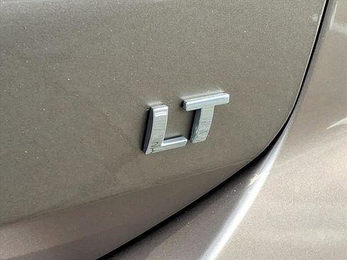 Used 2019 Chevrolet Equinox LT image 11