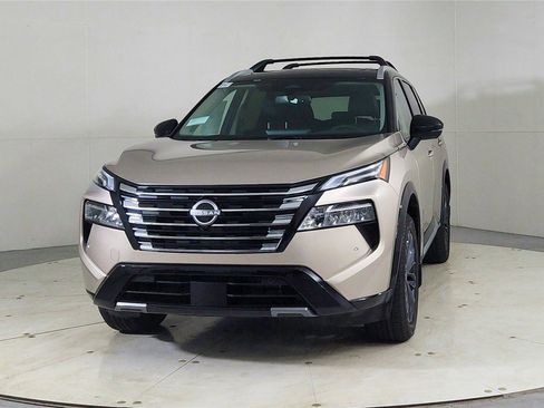 New 2026 Nissan Rogue Platinum w/ Platinum Premium Package image 2