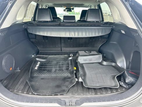 Used 2019 Toyota RAV4 XLE Premium w/ Cold Weather Package AWD/4WD image 28
