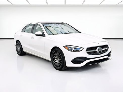 Used 2024 Mercedes-Benz C 300 Sedan image 3