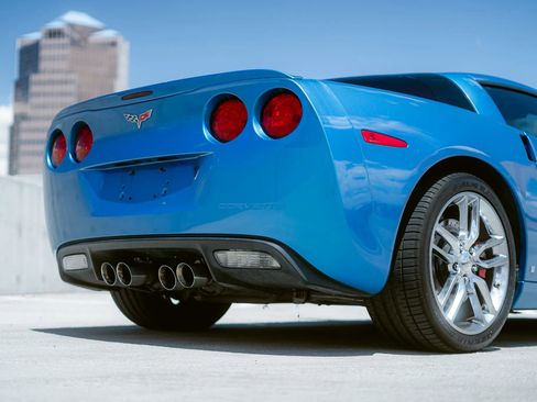 Used 2008 Chevrolet Corvette Coupe w/ Preferred Equipment Group image 27