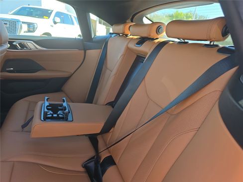 Used 2025 BMW i4 xDrive40i w/ Premium Package image 12