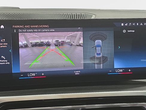 Used 2023 BMW 330i xDrive Sedan w/ M Sport Package AWD/4WD image 14