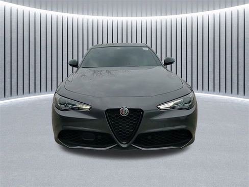 Used 2023 Alfa Romeo Giulia Veloce image 19