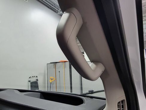 Used 2023 Ford Transit 350 XLT image 25