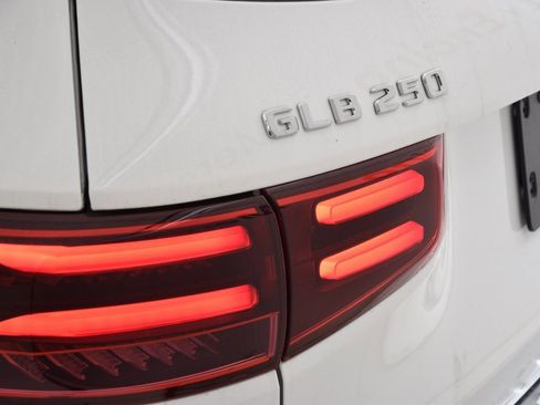 New 2026 Mercedes-Benz GLB 250 GLB 250 image 13