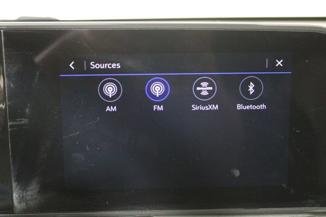 Used 2025 Chevrolet Trax LS w/ LS Convenience Package FWD image 27