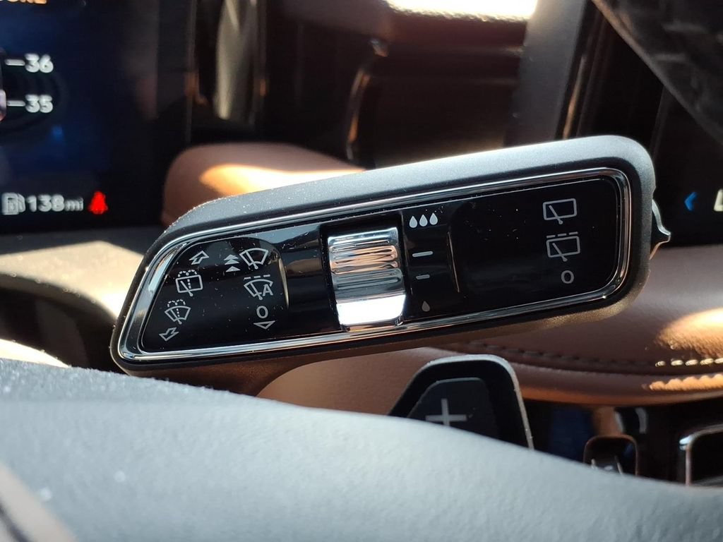 Certified 2025 Lincoln Aviator Reserve w/ Equipment Group 201A AWD/4WD image 29