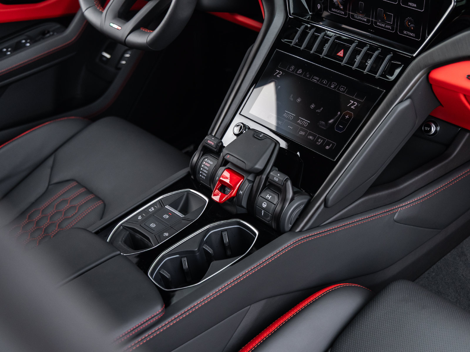 Used 2024 Lamborghini Urus S AWD/4WD image 52