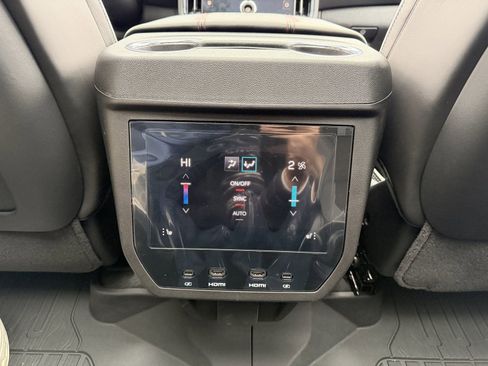 New 2025 GMC Yukon AT4 Ultimate w/ LPO, Floor Liner Package image 34