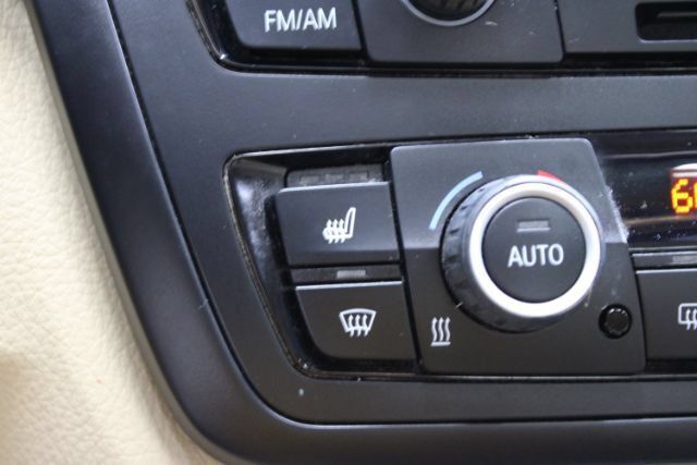Used 2014 BMW 428i Coupe w/ Cold Weather Package RWD image 17