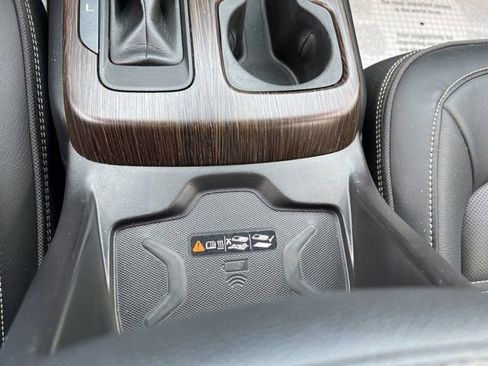 Used 2020 GMC Canyon Denali image 26