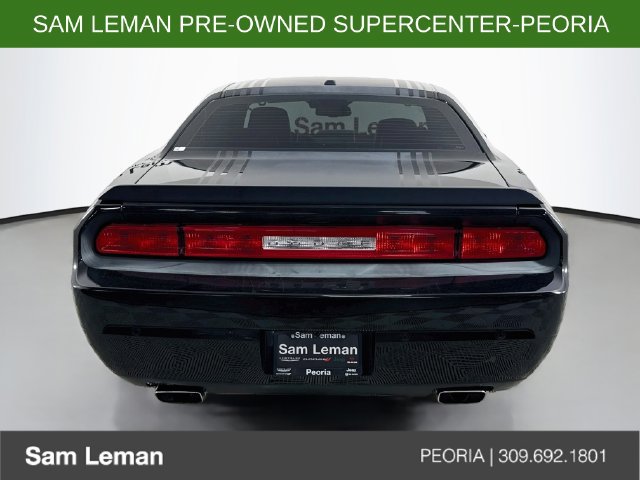 Used 2014 Dodge Challenger R/T RWD image 6