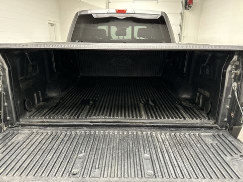 Used 2016 Ford F150 XLT w/ Equipment Group 302A Luxury image 16