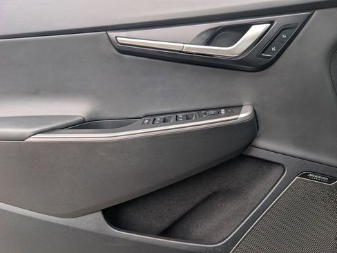 Certified 2024 Kia EV6 Wind image 30