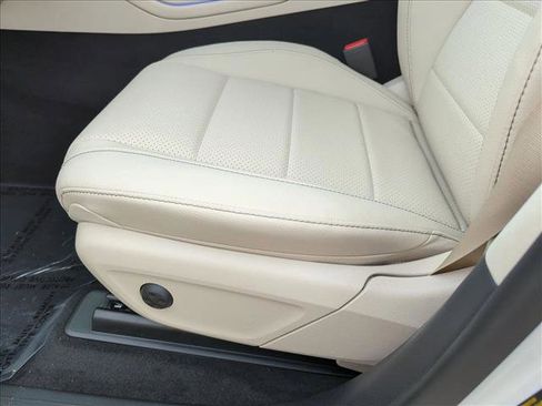 New 2026 Mercedes-Benz GLS 450 4MATIC image 4
