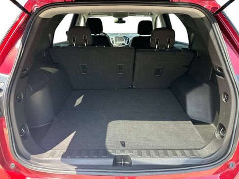 Used 2020 Chevrolet Equinox LT w/ LPO, Floor Liner Package FWD image 9