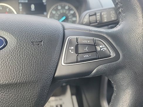 Used 2020 Ford EcoSport Titanium image 12