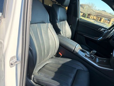 Used 2019 BMW X5 xDrive40i w/ Luxury Seating Package image 13