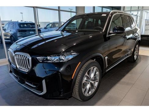 New 2026 BMW X5 xDrive50e AWD/4WD image 43