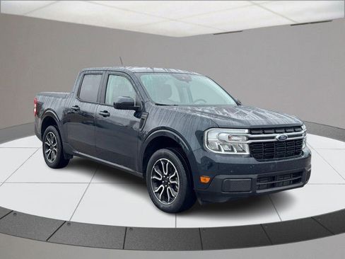 Used 2023 Ford Maverick Lariat w/ Lariat Luxury Package image 2