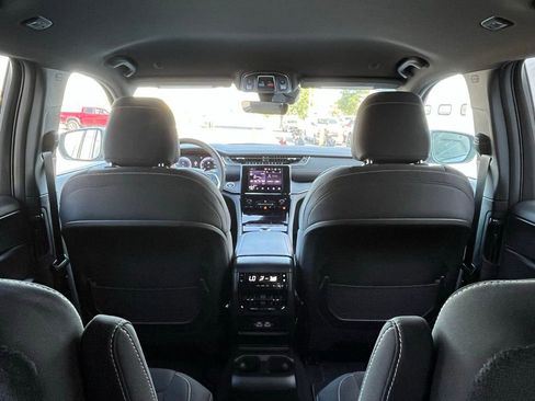 New 2025 Jeep Grand Cherokee L Laredo w/ Trailer Tow Package image 26